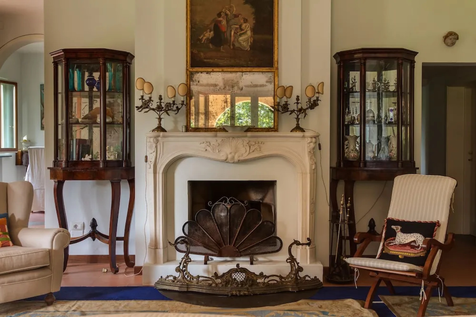 Forte dei Marmi renewed 6 bedroom villa