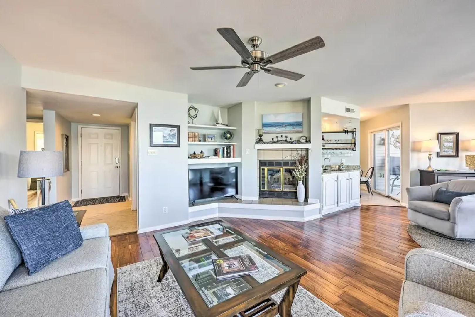 Waterfront Hot Springs Condo: Pool, Hot Tub Access