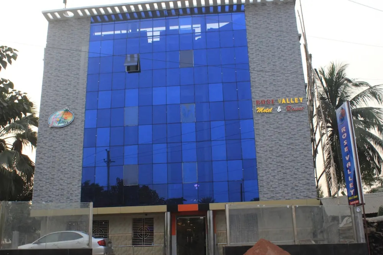 Rose Valley Motel & Resort