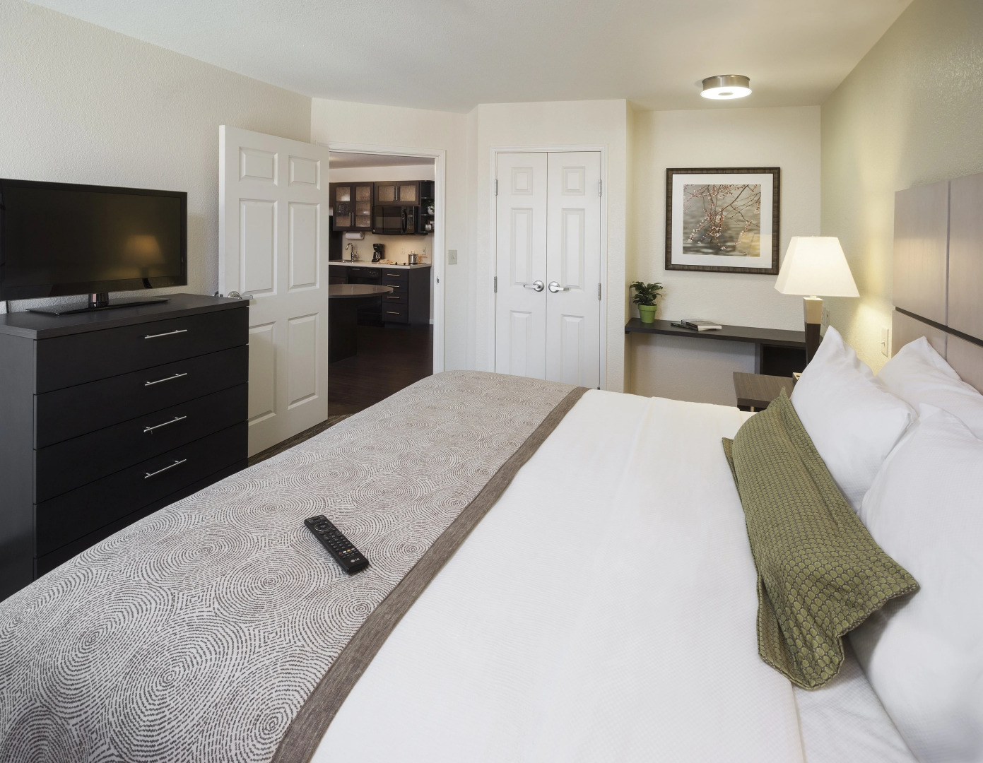 MainStay Suites Kansas City Overland Park
