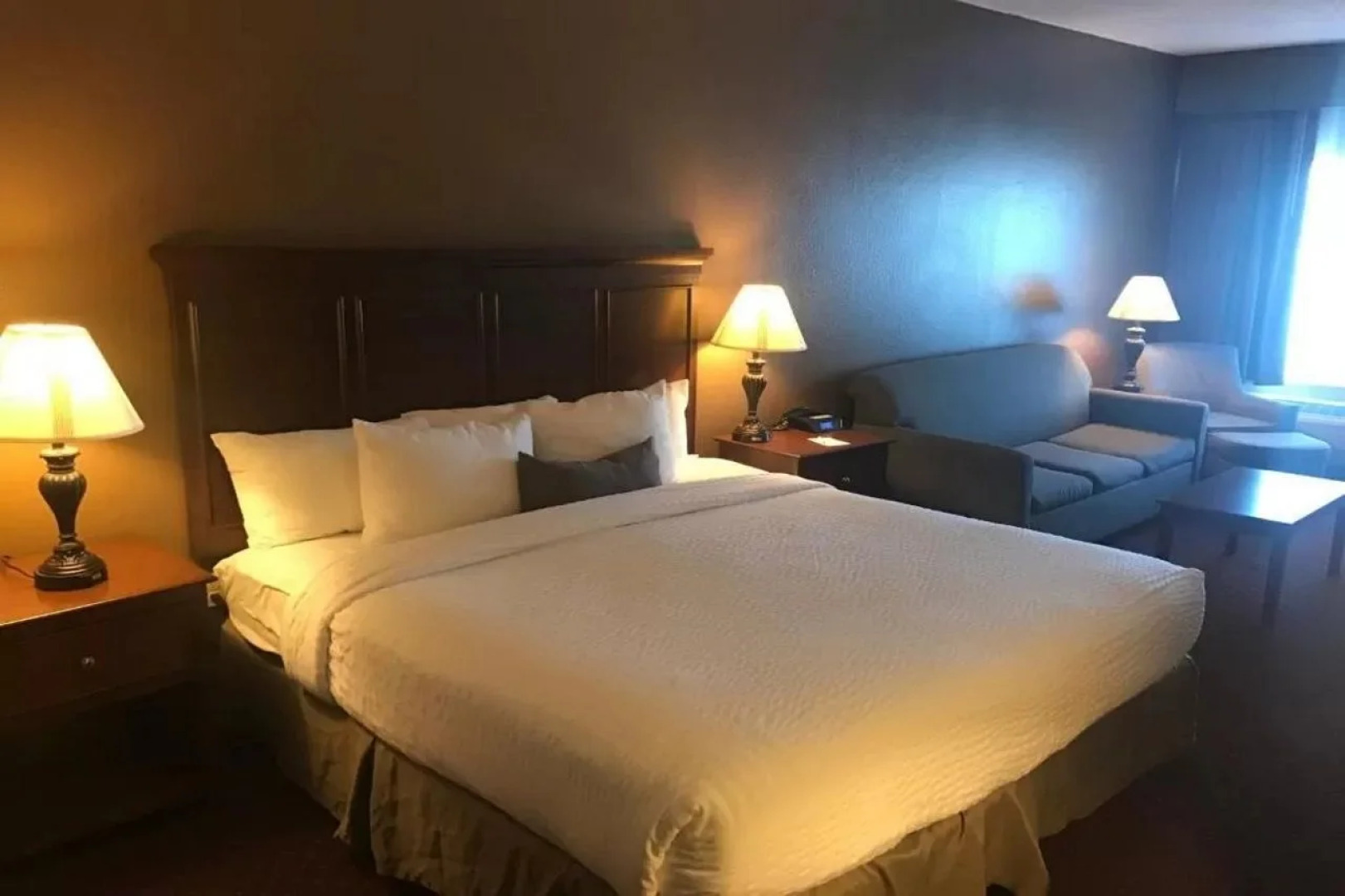 Best Western Golden Lion Hotel