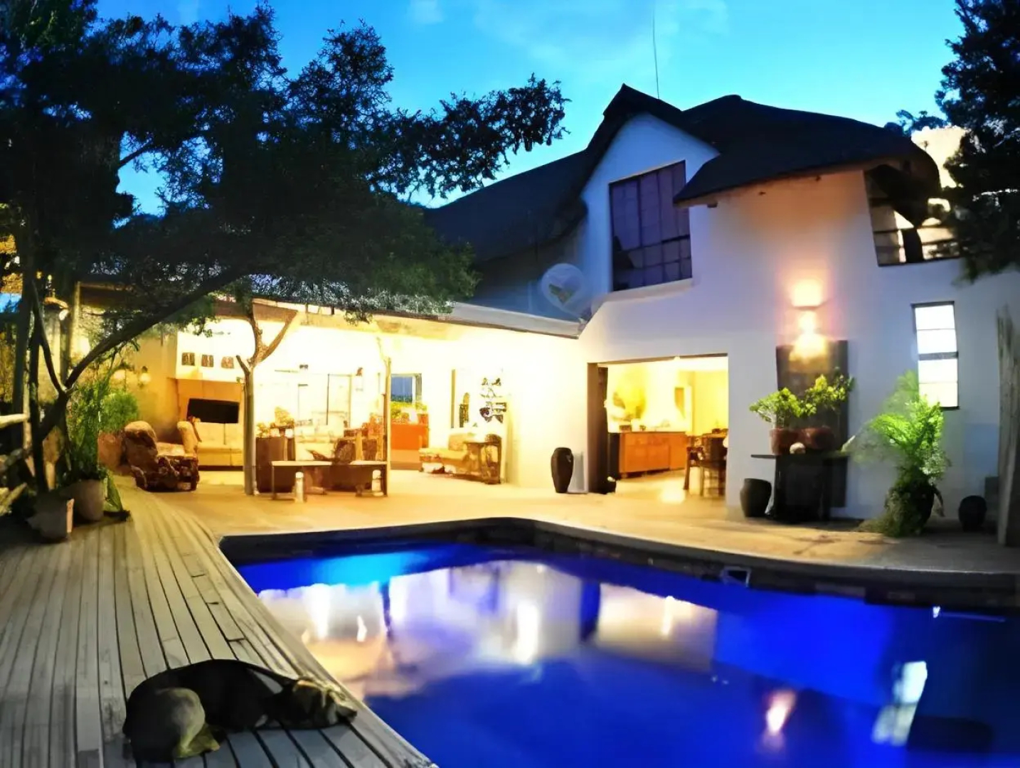 Utopia in Africa Guest Villa