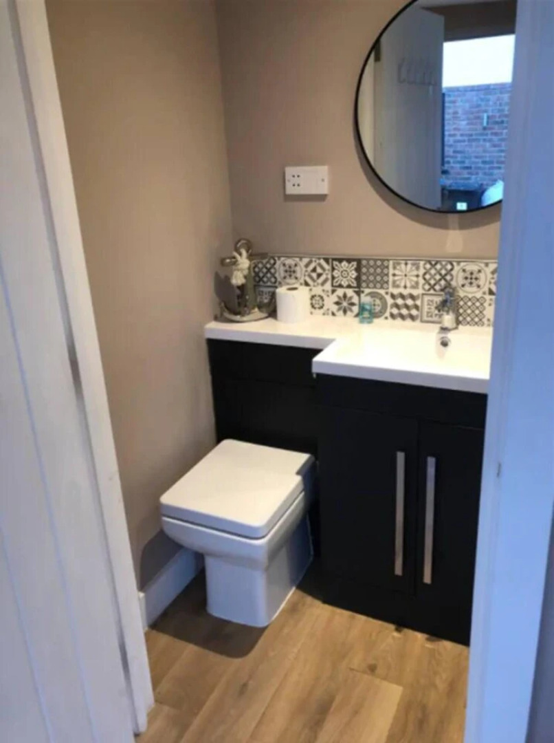 Charming 1-bed House in Lisburn