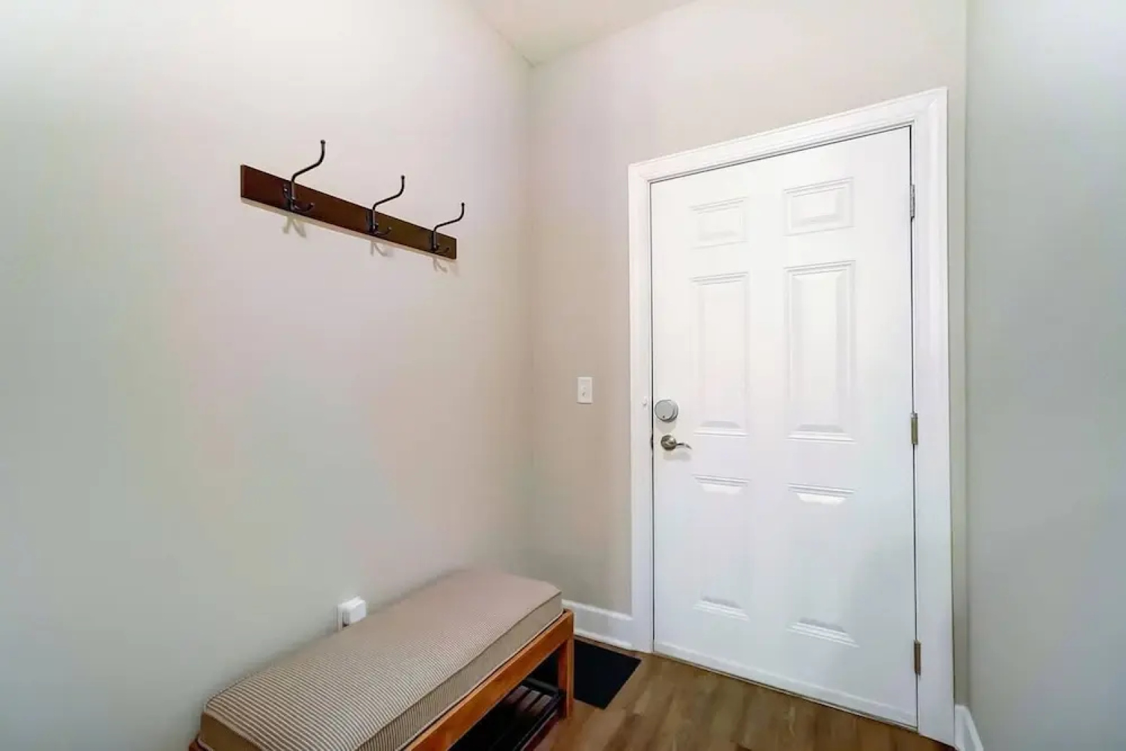 Polaris Luxury 2BR WFH Ready Pet Friendly