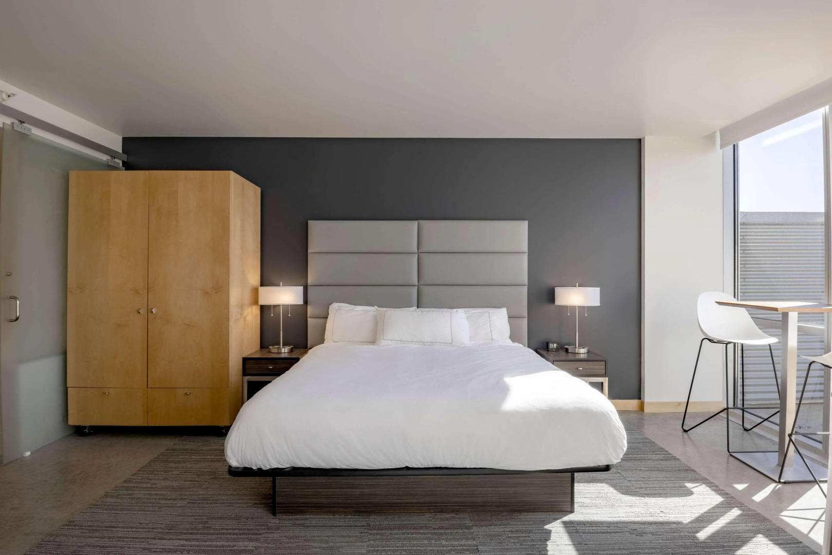 hotelVetro Iowa City, Tapestry Collection by Hilton