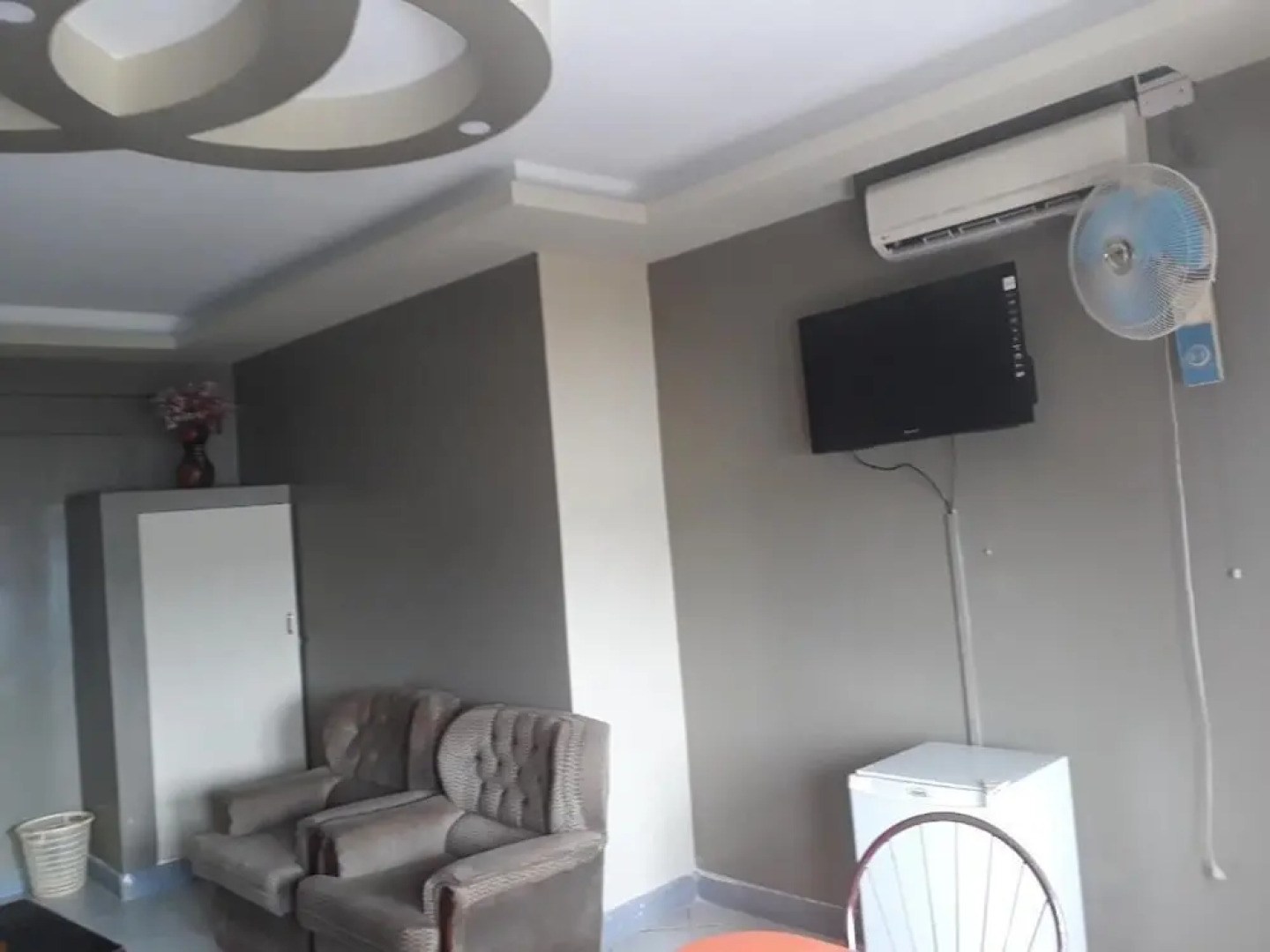 Brisk Hotel Triangle