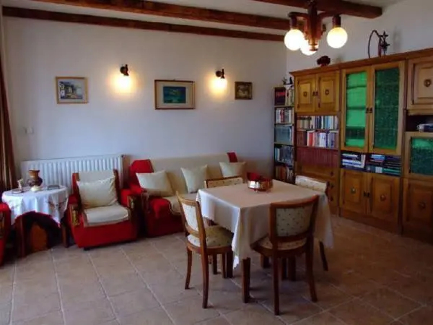 Nádfedeles Apartmanház