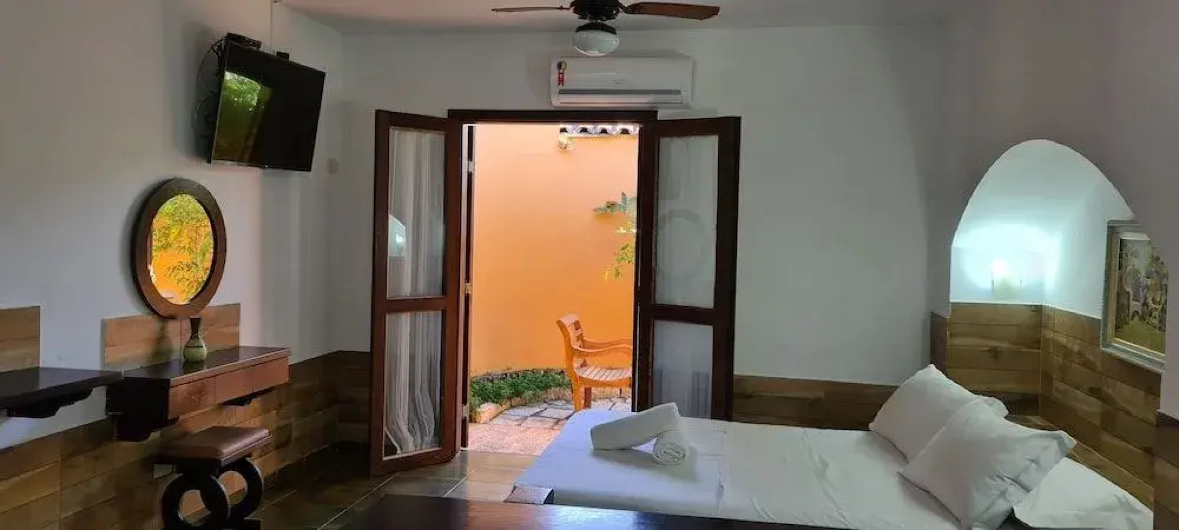 Pousada Casa Amarela