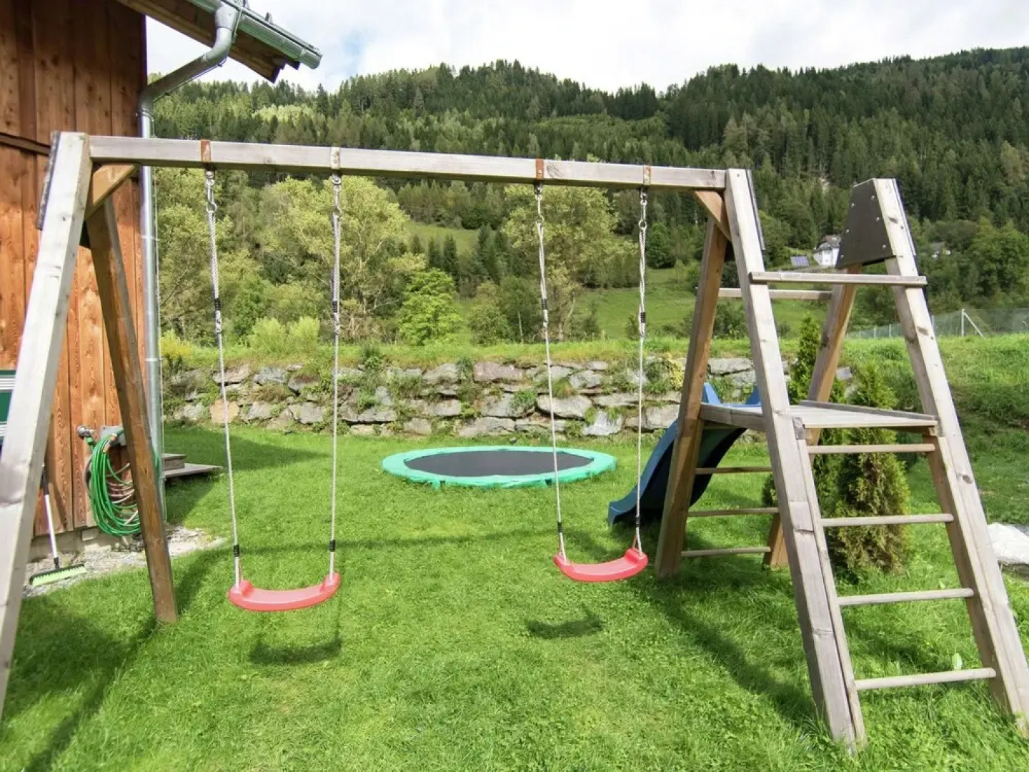 Luxurious Chalet Near Ski Area in Murau