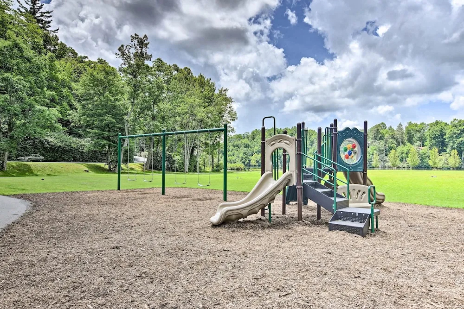 Upscale Blue Ridge Mtns Escape: Great for Groups!