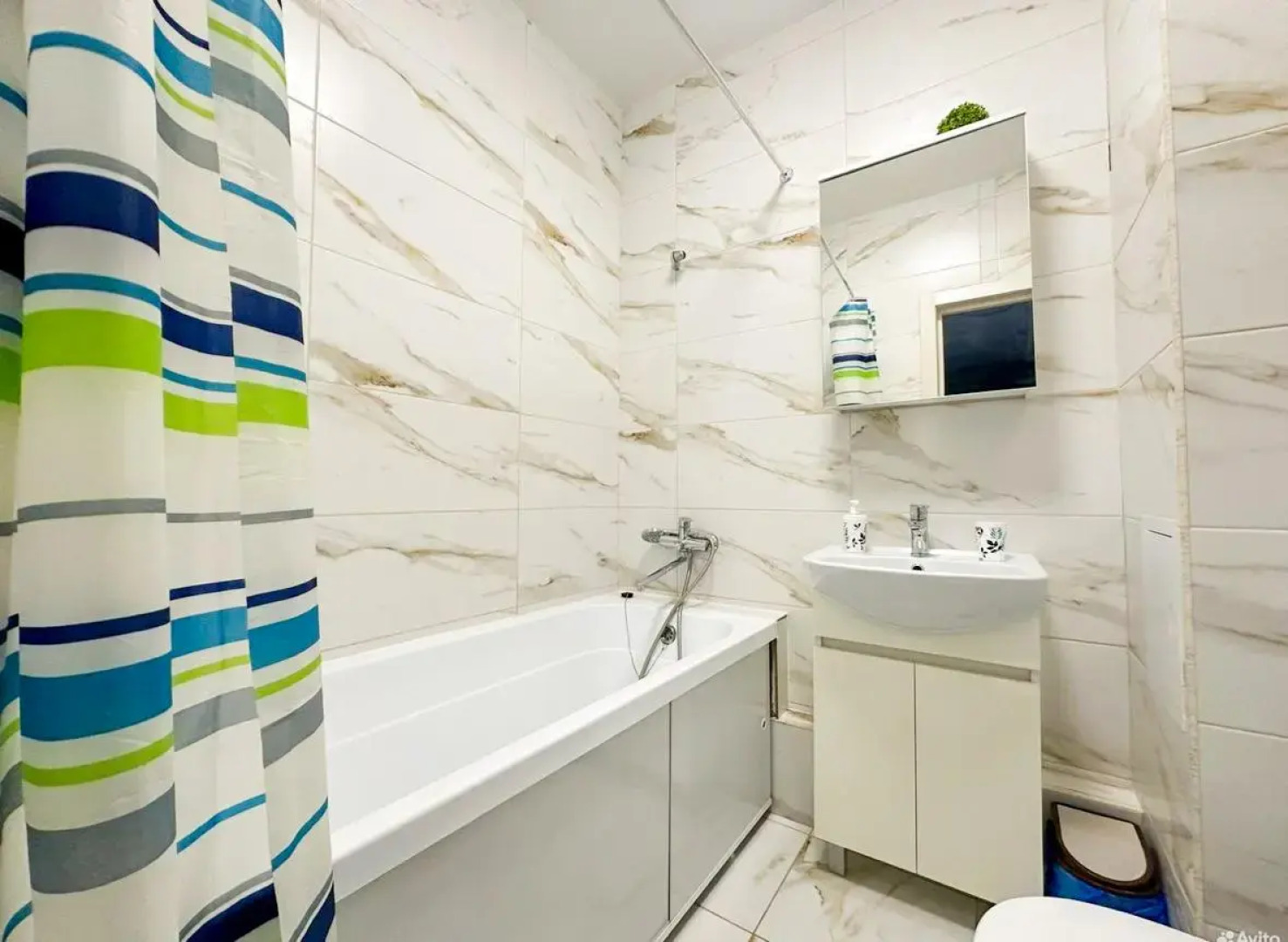 EasyRent на проспекте Карла Маркса 242