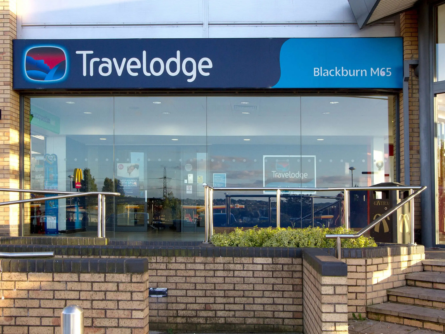 Travelodge Blackburn M65