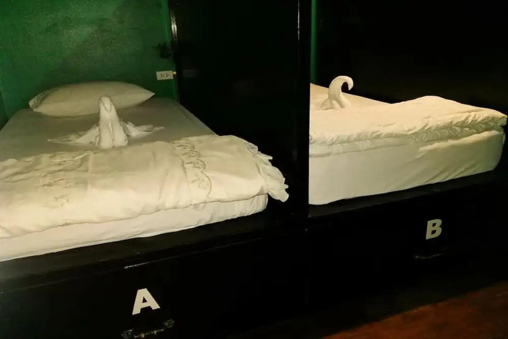 Crossroads House - Hostel