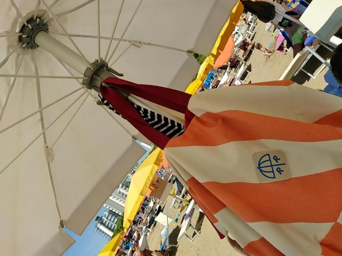 Signora Ruth - Aprilia Residence