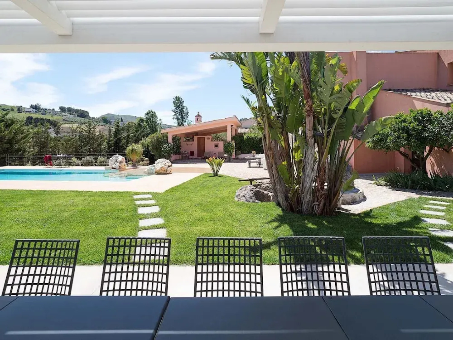 Belvilla by OYO Ager Costa