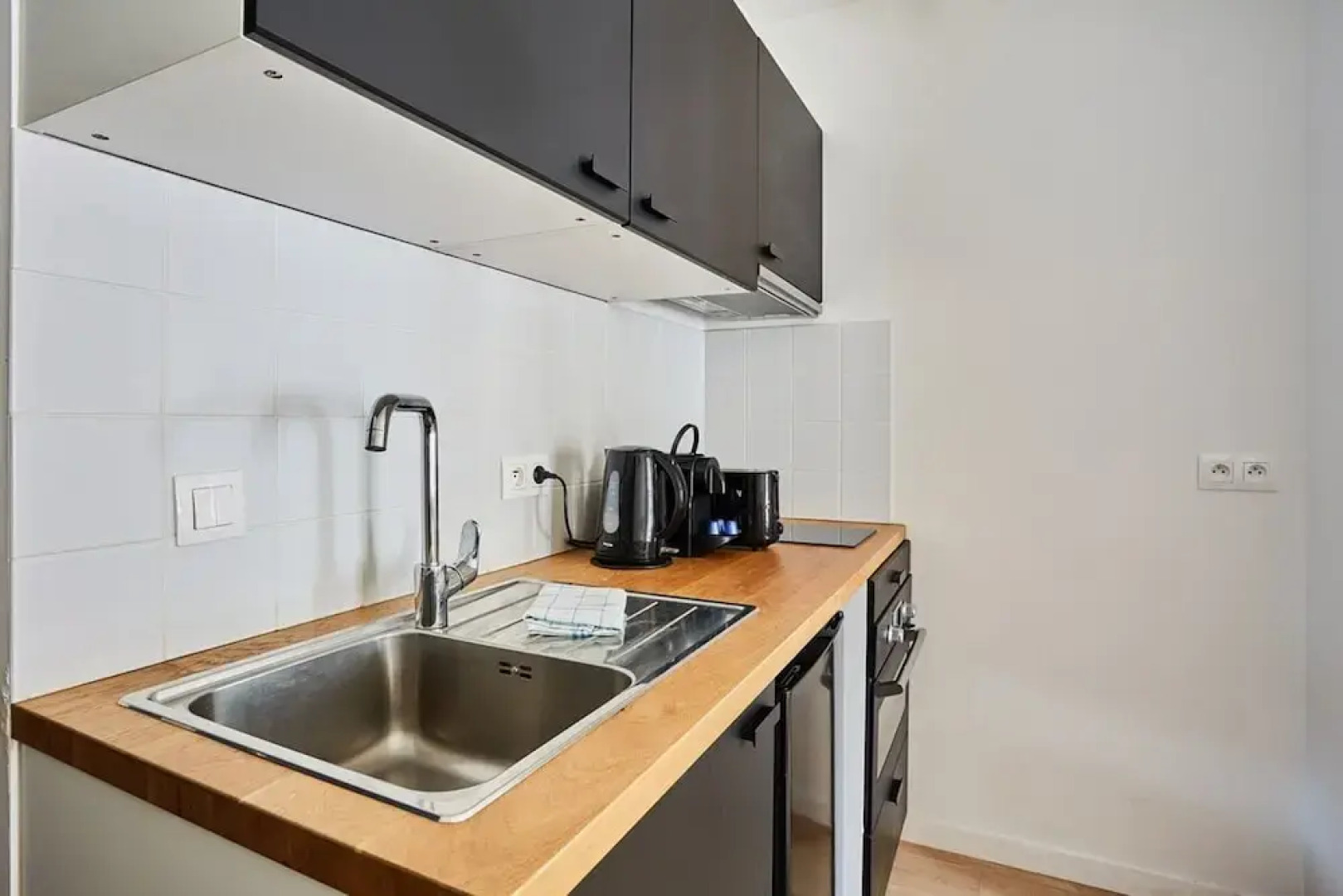 New Apartment Boulogne Facing the "passage"