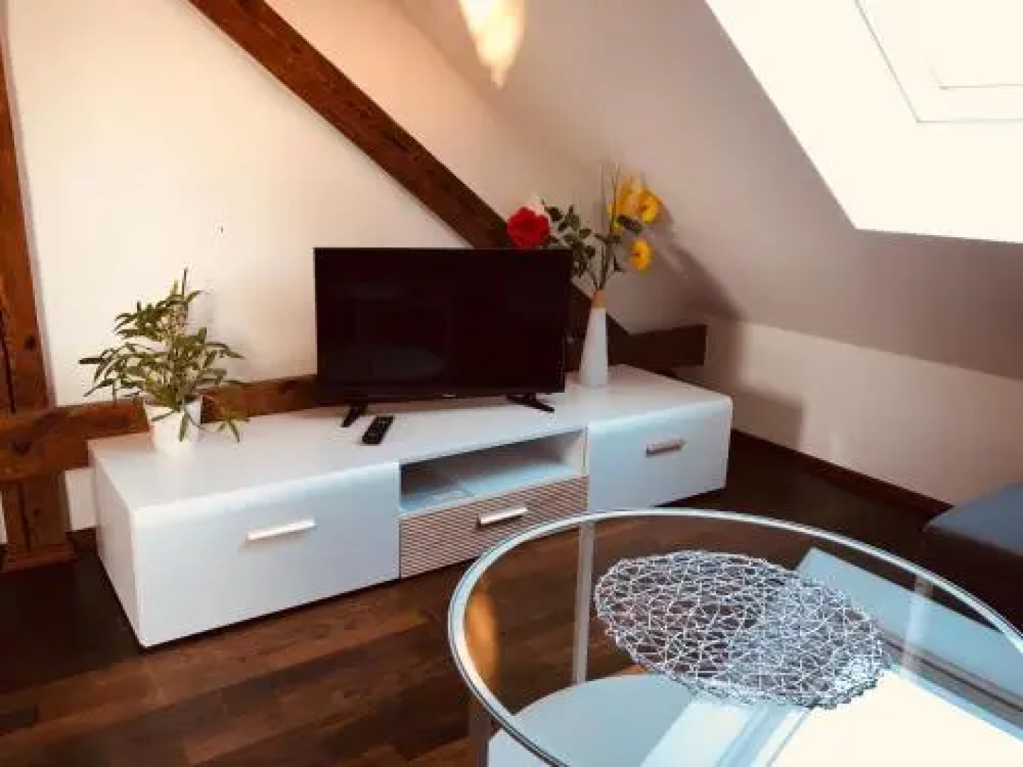 Moderne Wohnung im Grünen