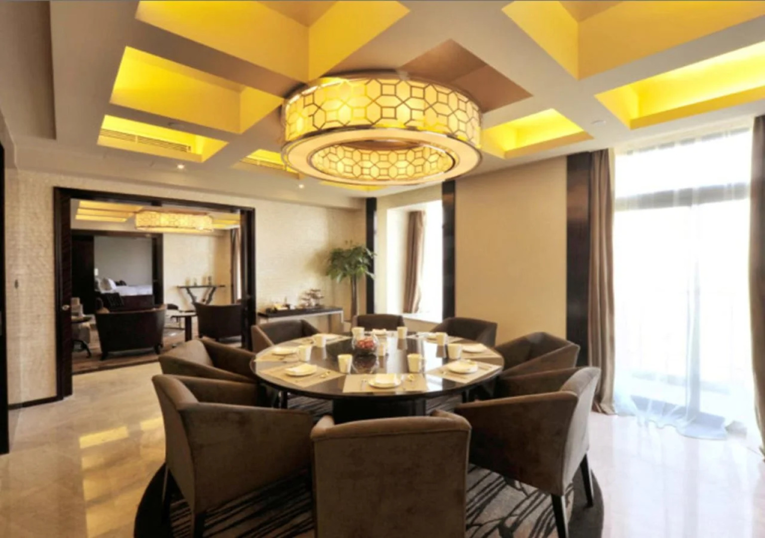 Royal Suites & Tower