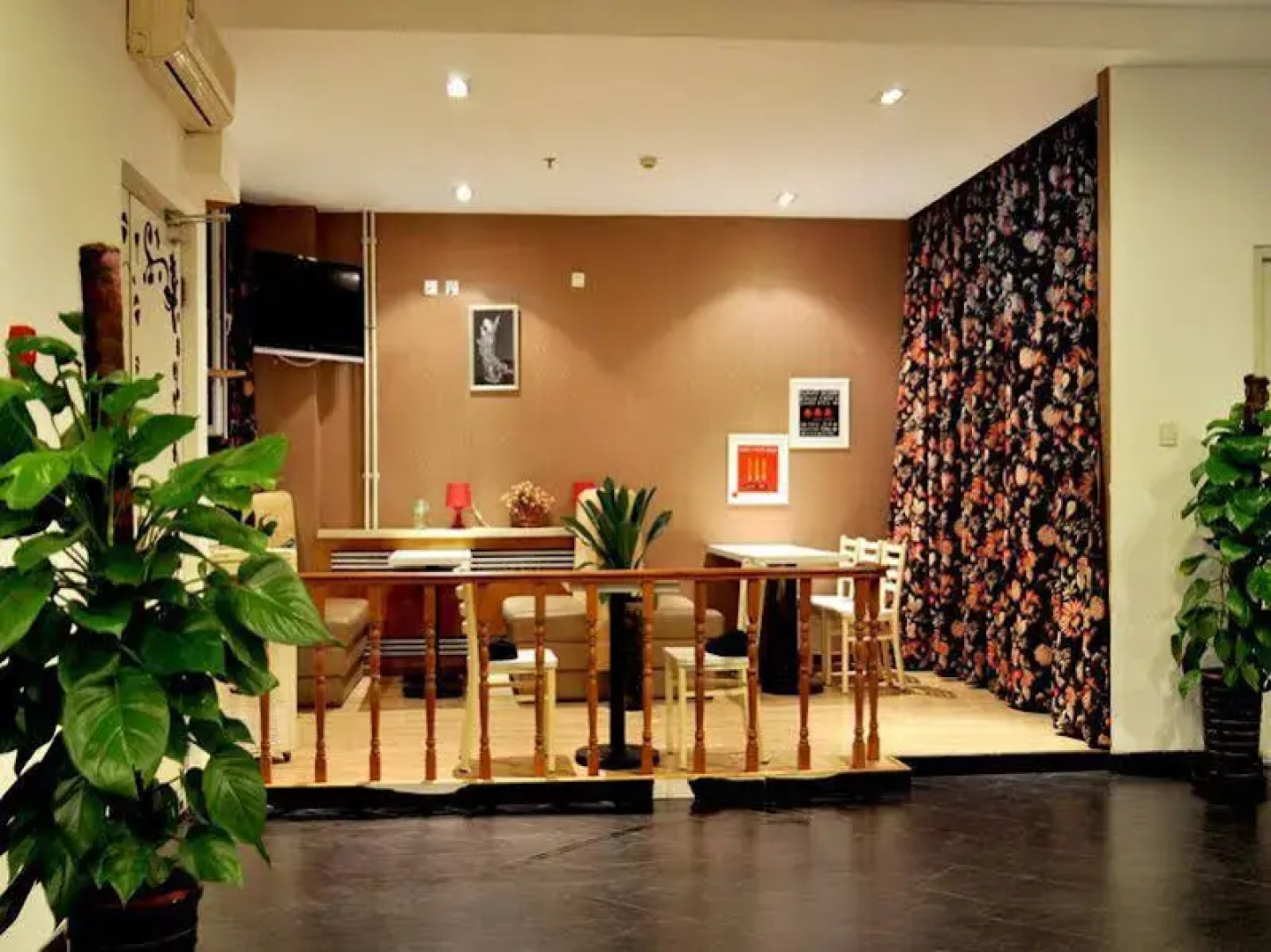 Cinderella Apartment