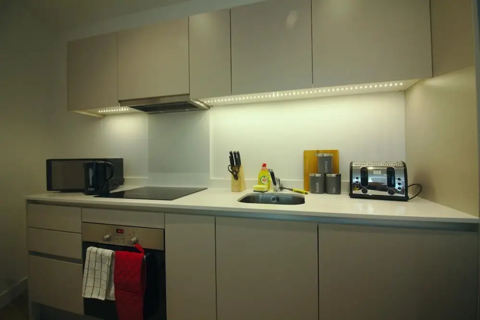 Braybrooke Apartments