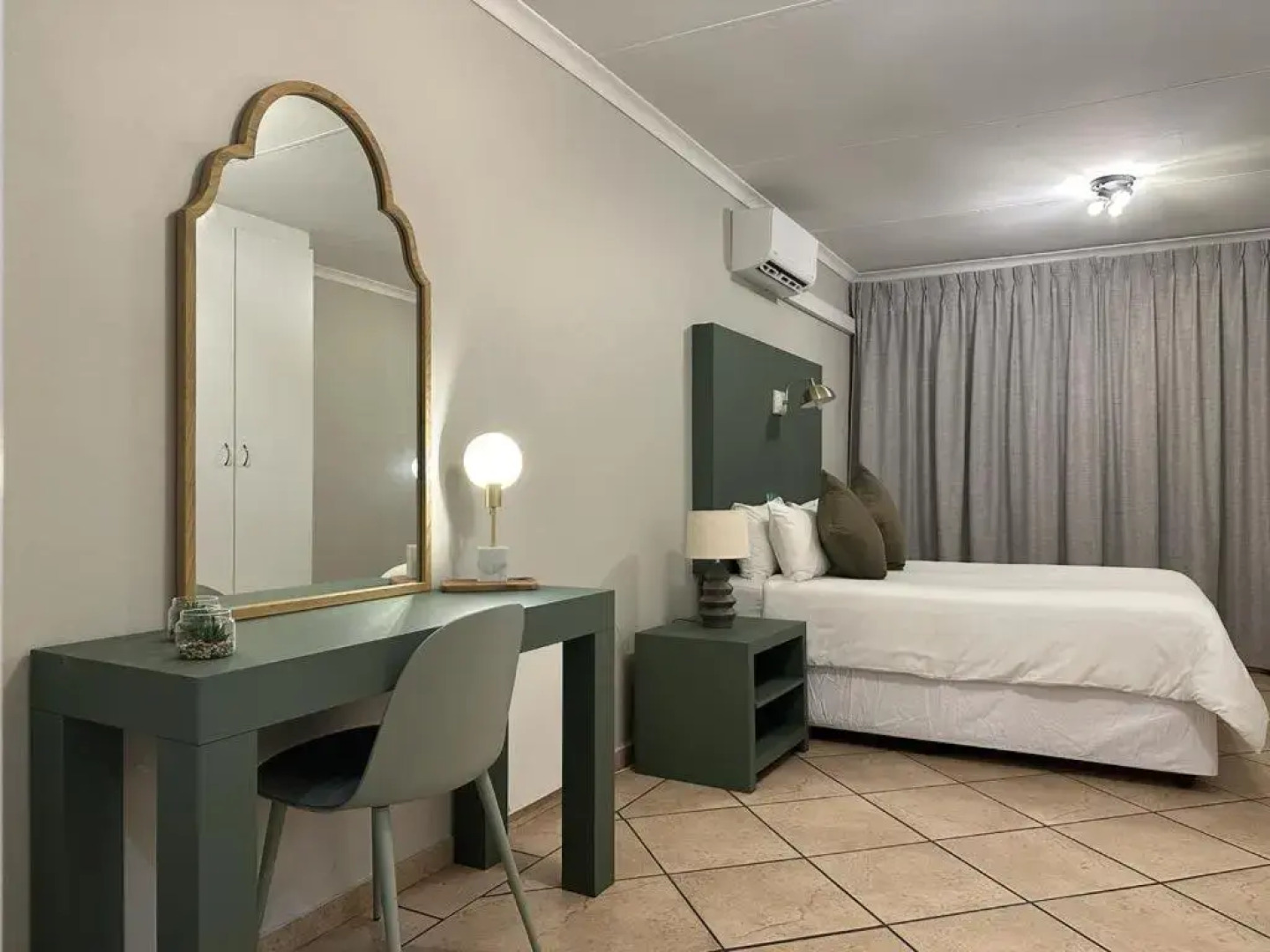 BM Gardens Apartment Hotel