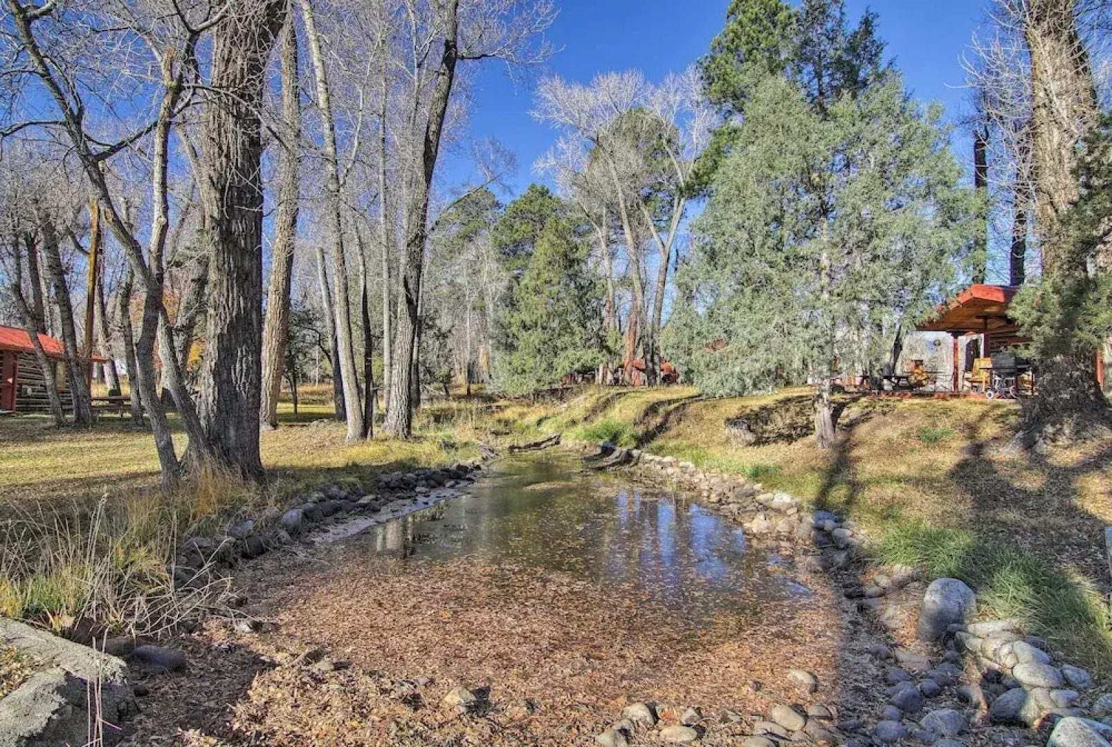 Cozy Colorado Cabin w/ Deck, Grill & River Access!