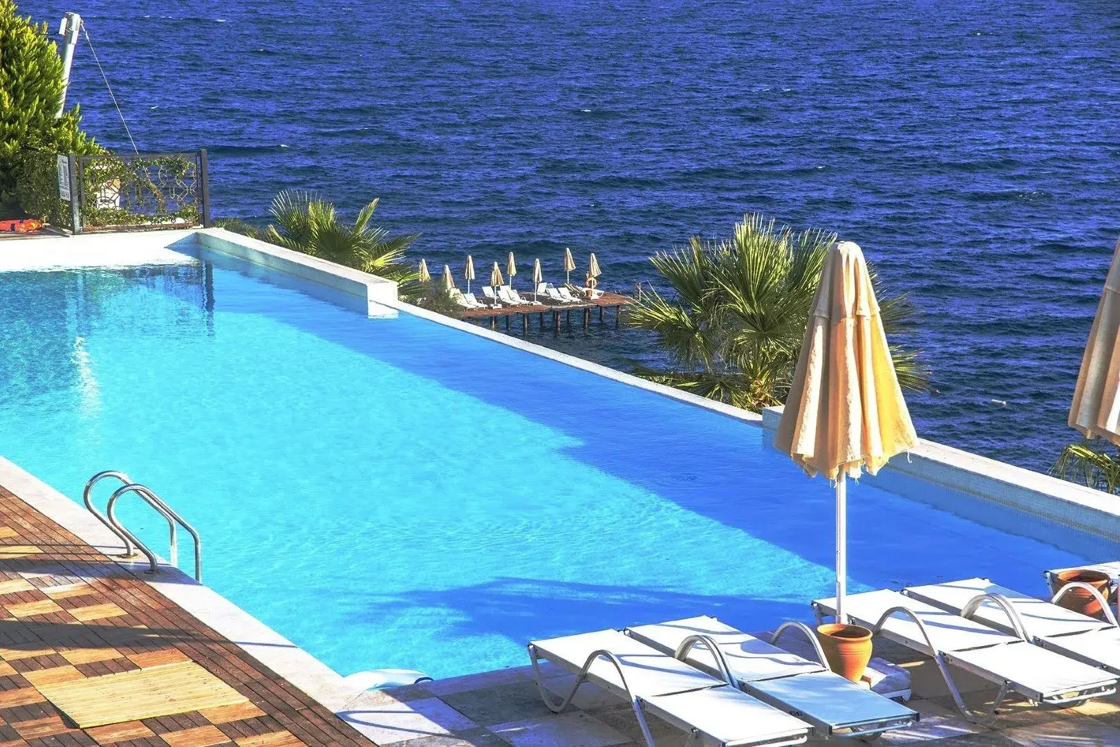 BVS BOSPHORUS Resort Hotel & SPA