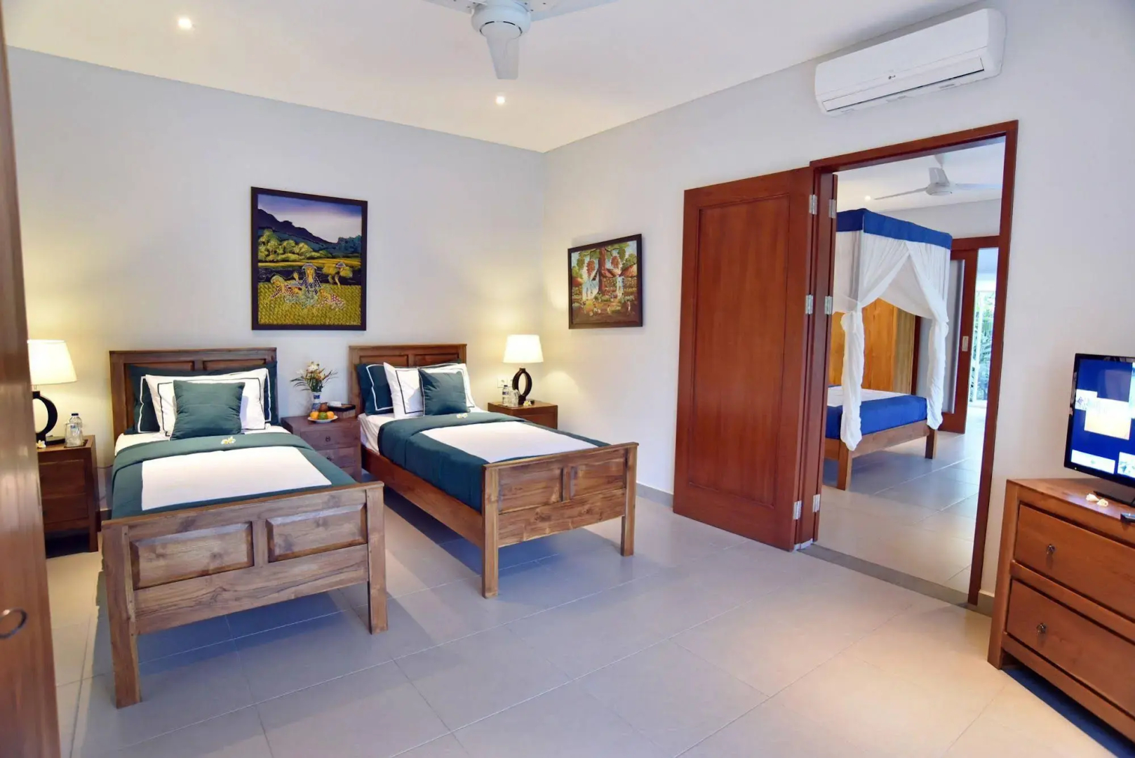 Villa Yenian by Villa Finder