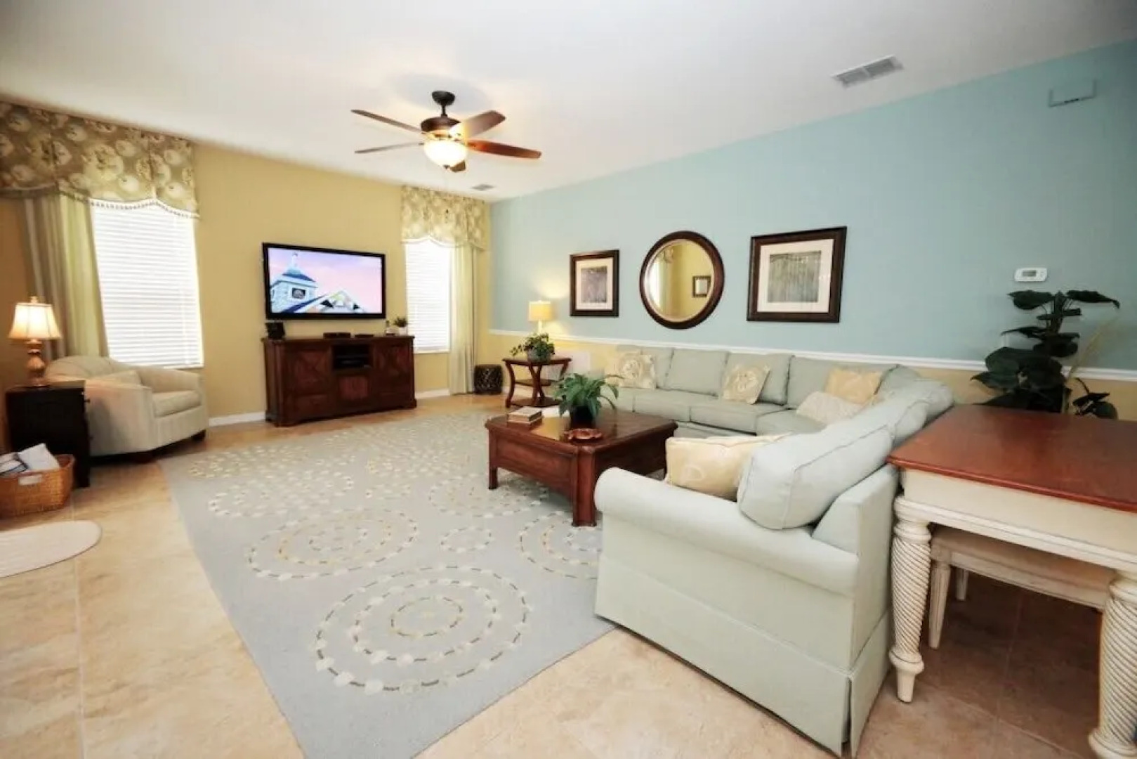 301 Las Fuentes Drive 6 Bedroom Home