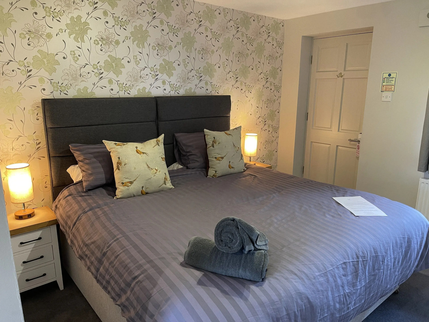 Village Limits Bed & Breakfast Accommodation