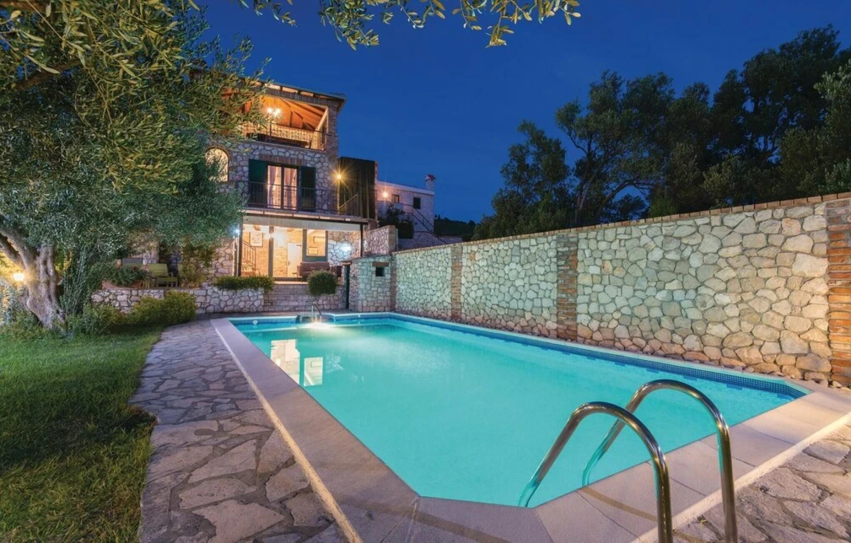 Awesome Home in Klek With Wifi and 4 Bedrooms