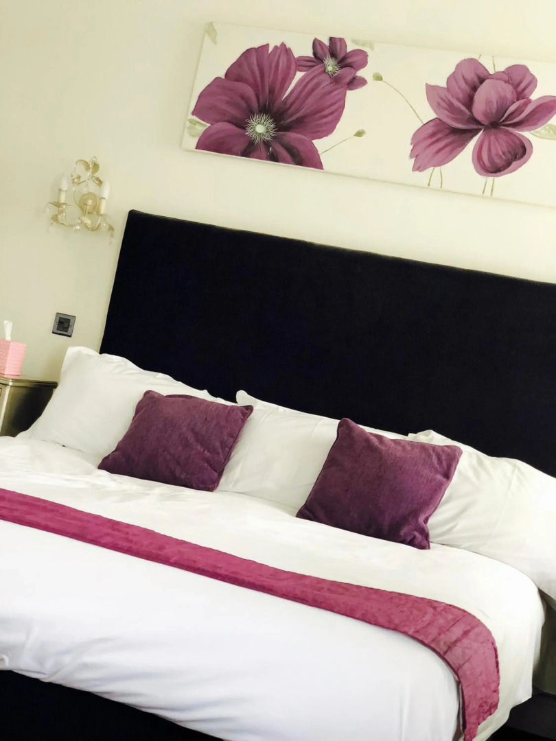 Ship Leopard Hotel – No Children