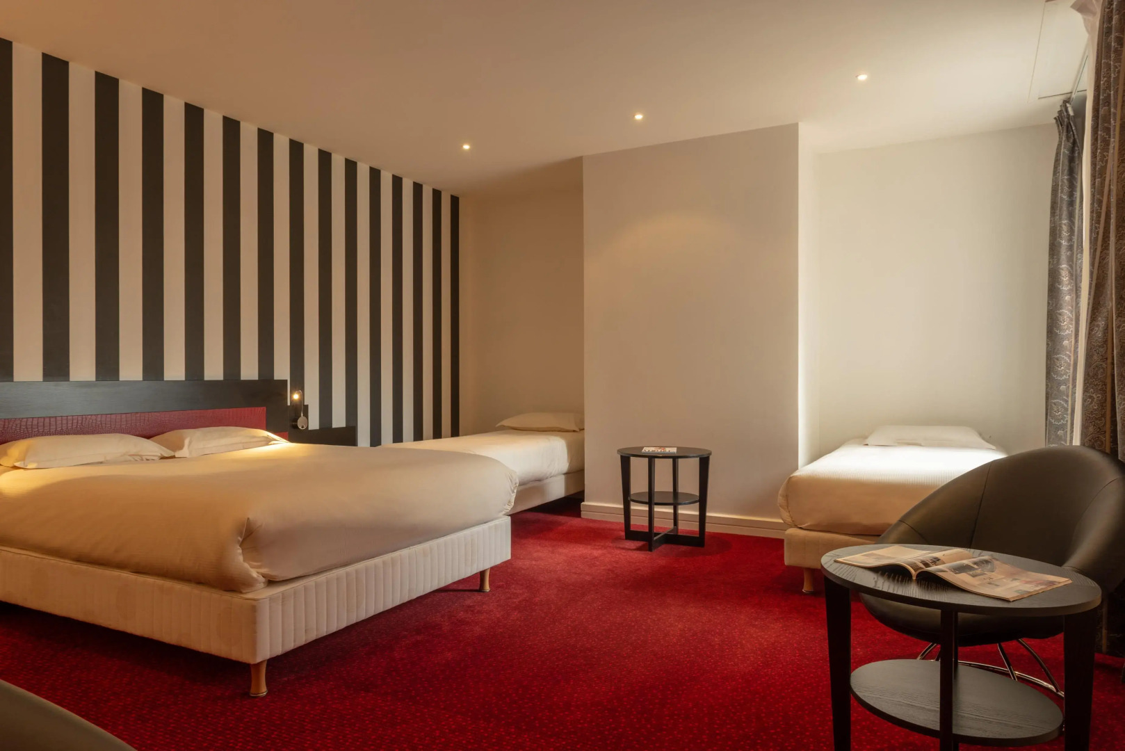 The Originals Boutique, La Maison Rouge