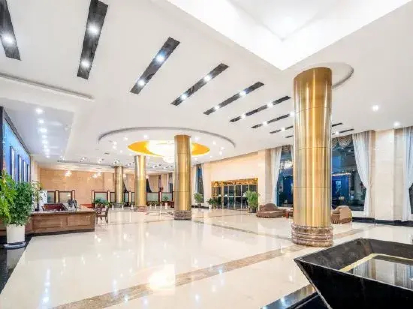 Wuneng International Hotel