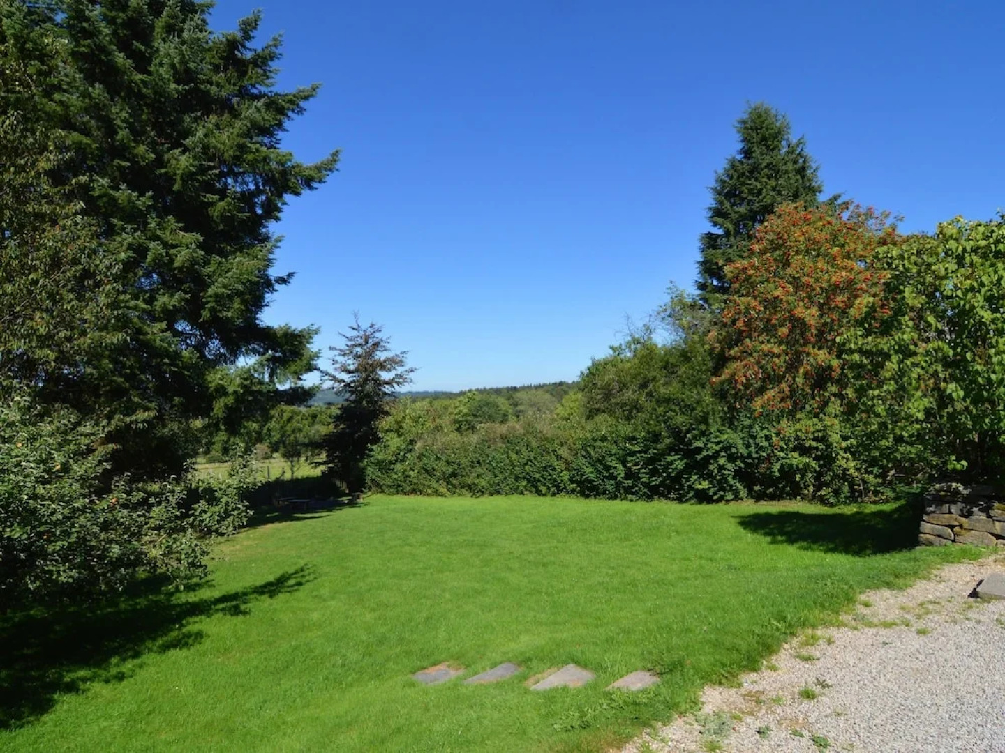Beautiful Farmhouse in Burtonville With Sauna