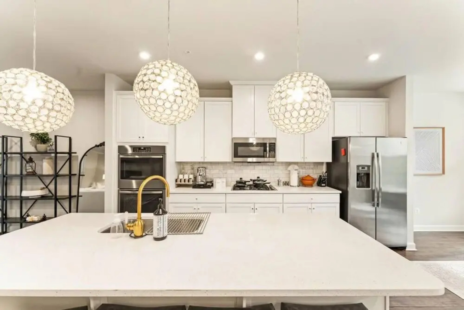 Ashburn 4-br Homestay Close to Dulles Metro