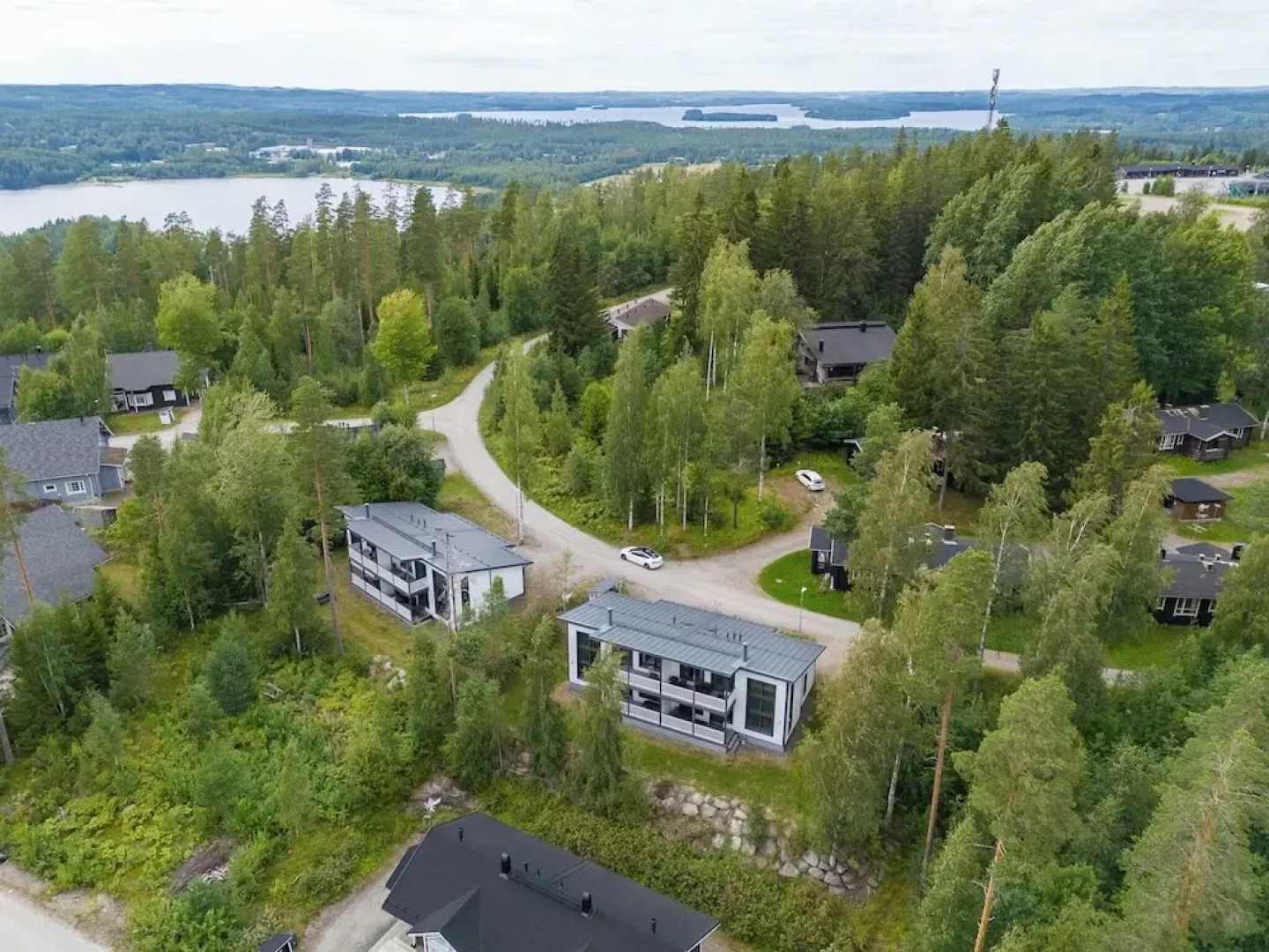 Peaceful 2BR Getaway Cabin at Riihivuori