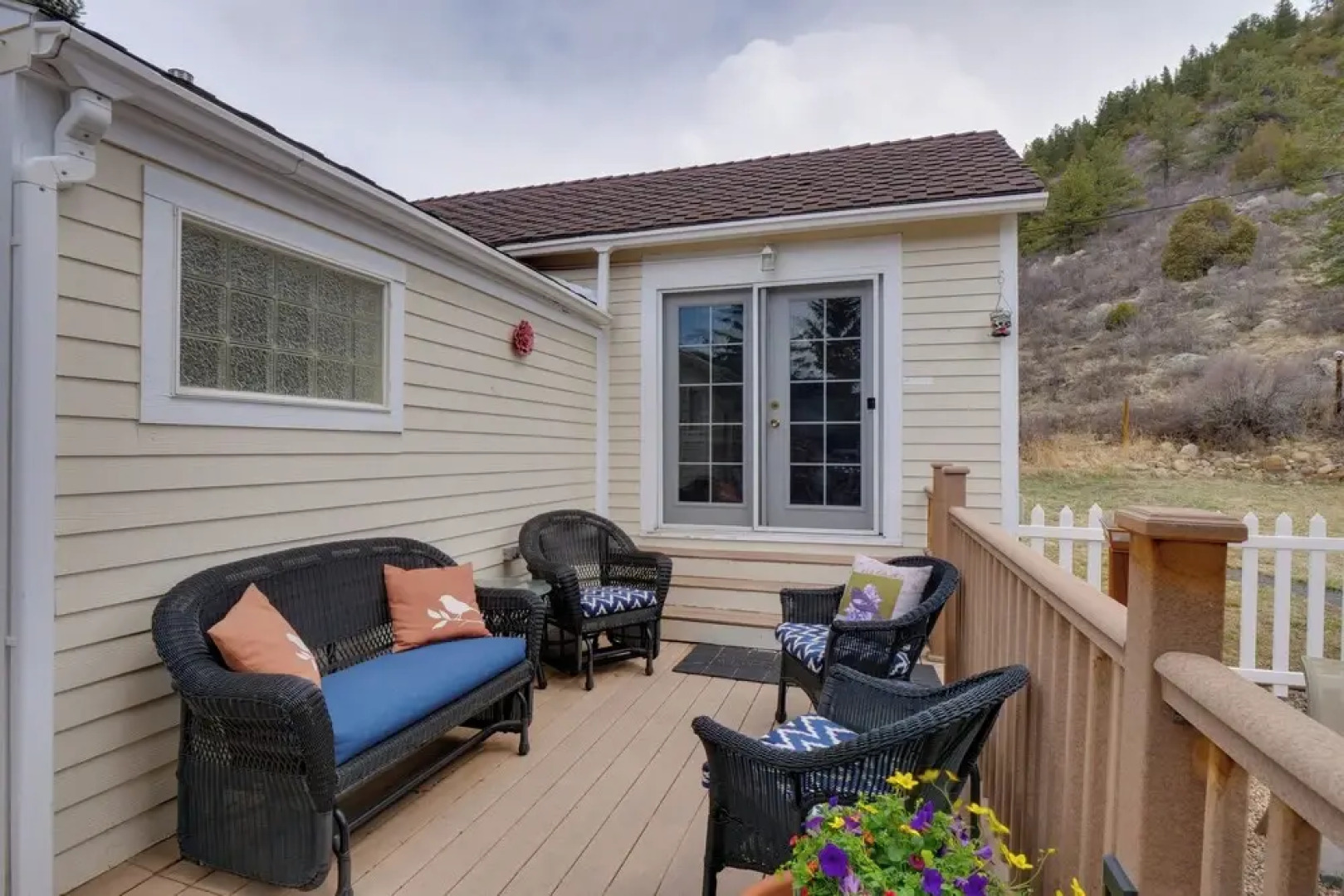 Empire Vacation Rental w/ Fire Pit & Gas Grill!