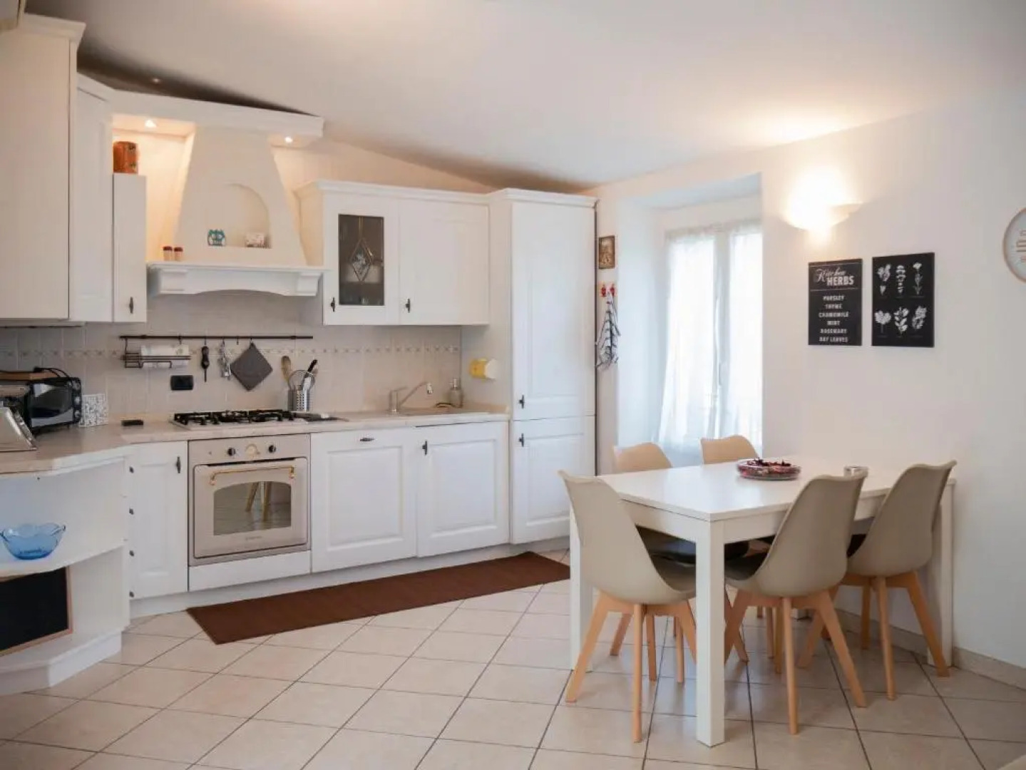 055 - Villa FAVOLA ANTICA, VISTA MARE pace natura 10 minuti dalla SPIAGGIA