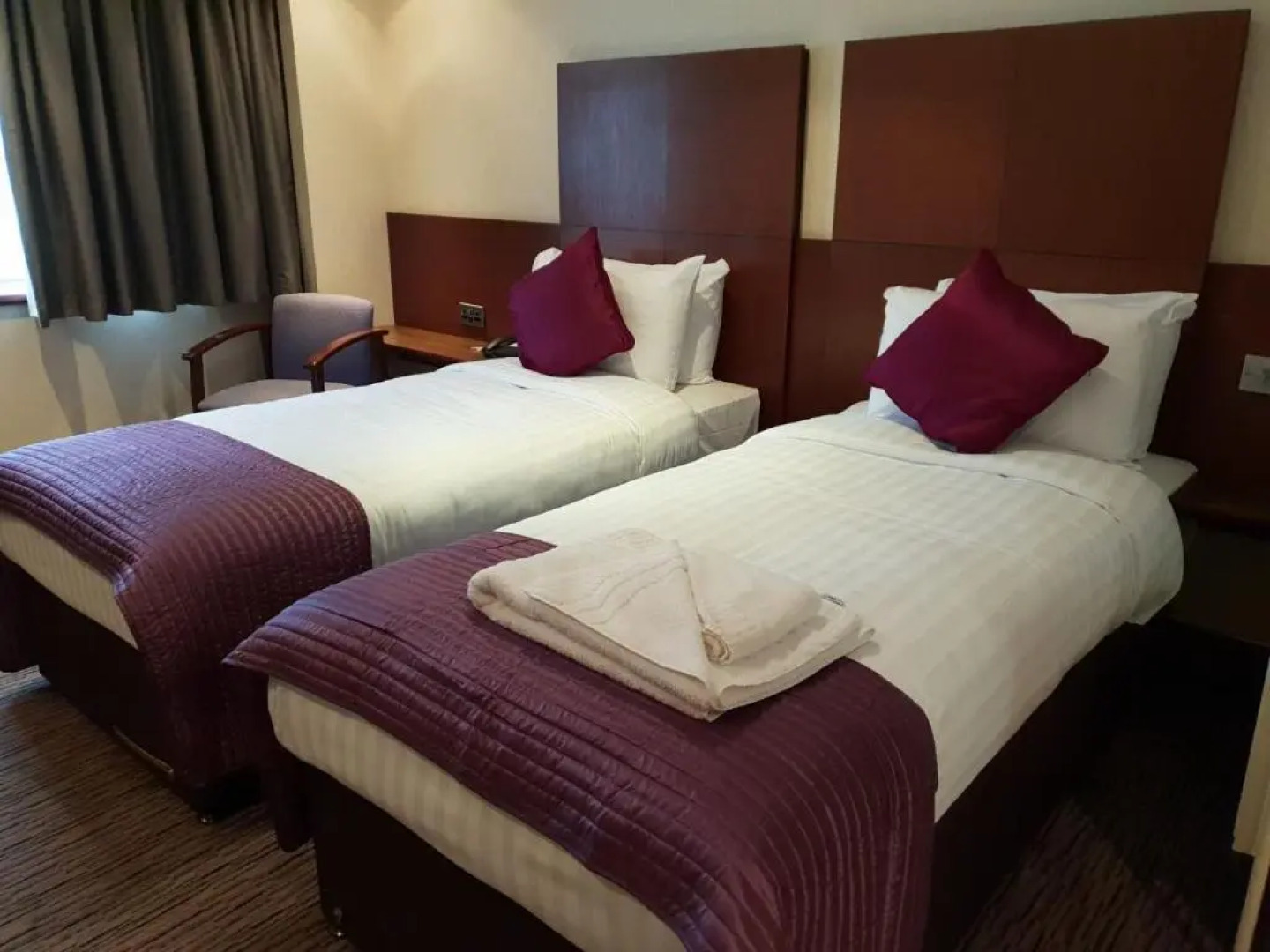 Отель Thatchers