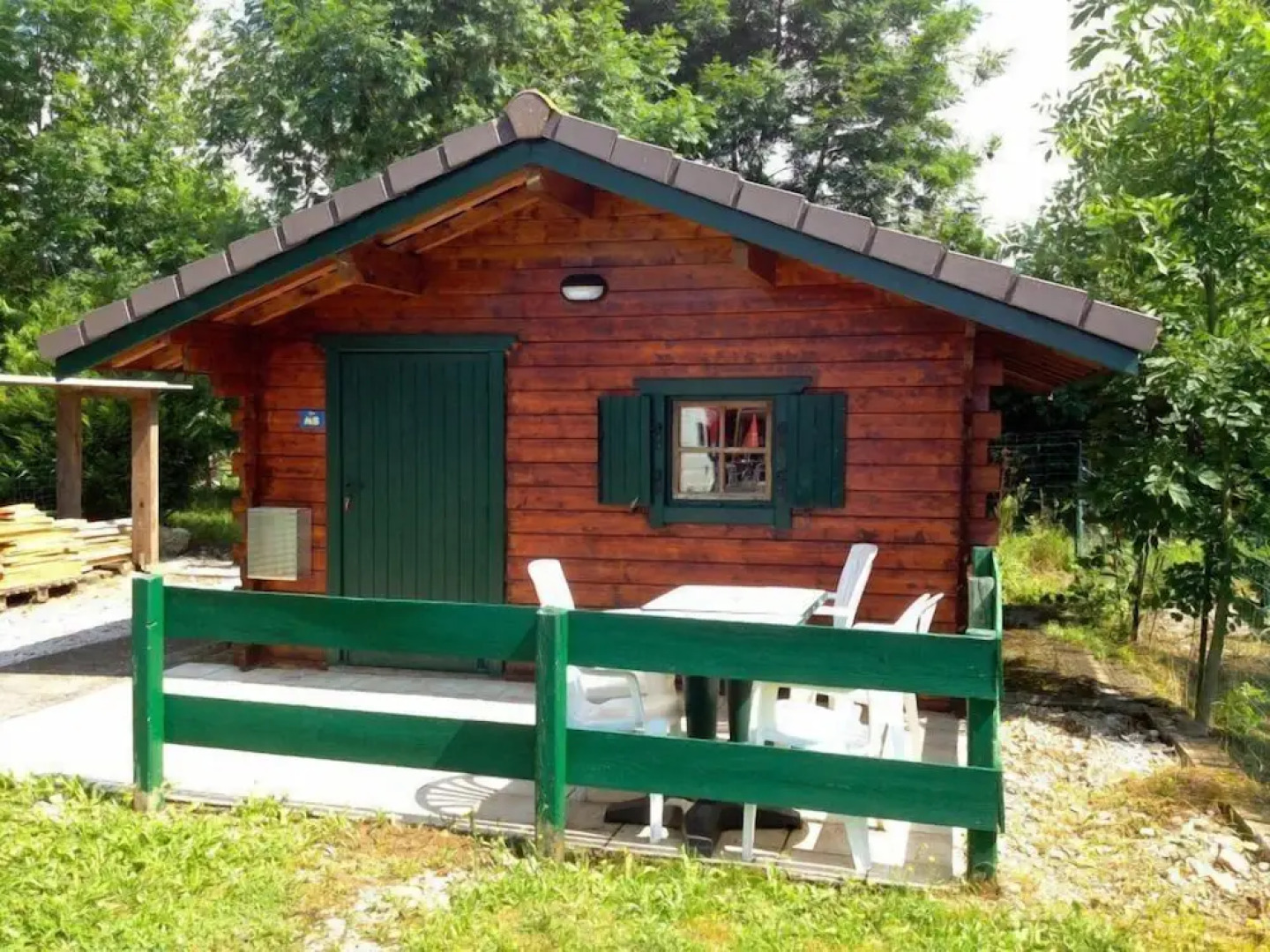 Chalets Etape du Camping Le Bivouac