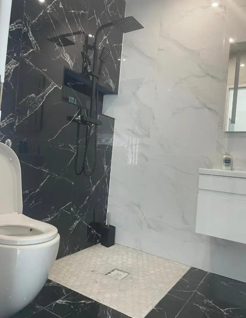 Apt 3, Lisvarna House