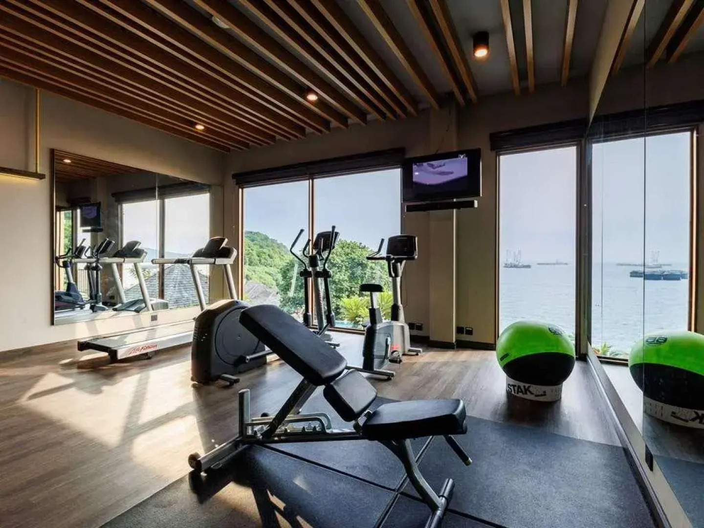 Novotel Koh Si Chang