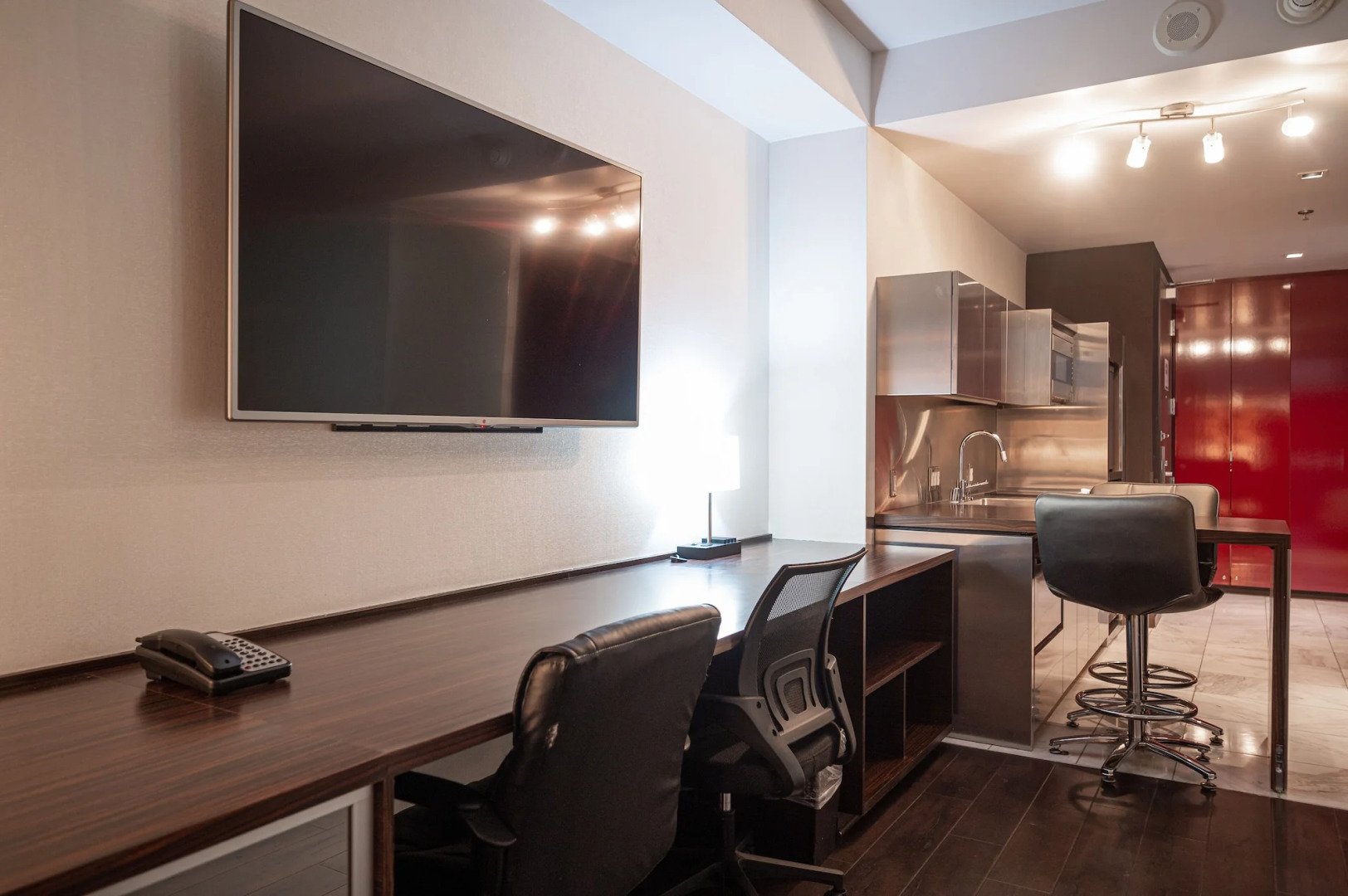 StripViewSuites at Palms Place