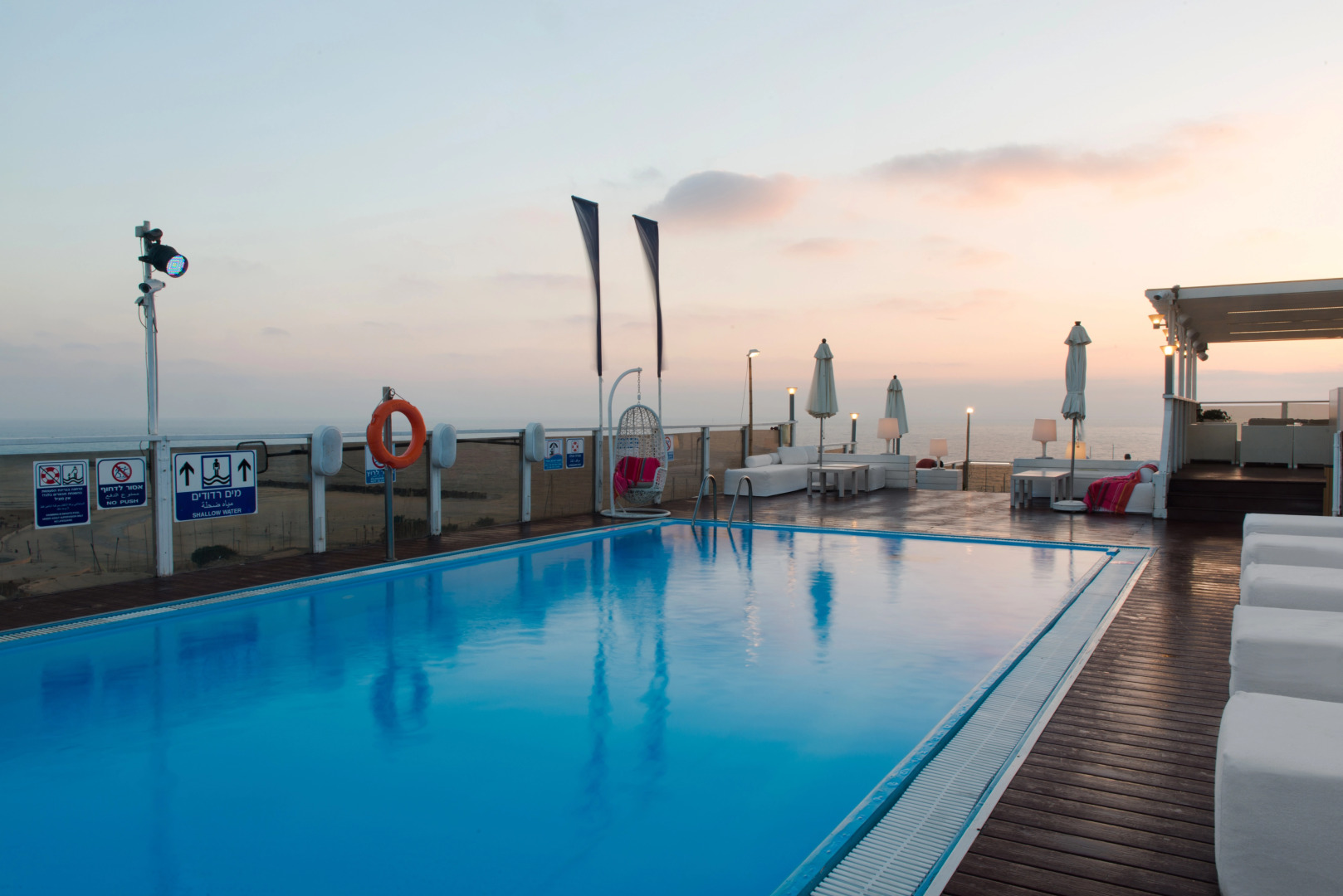 Leonardo Gordon Beach