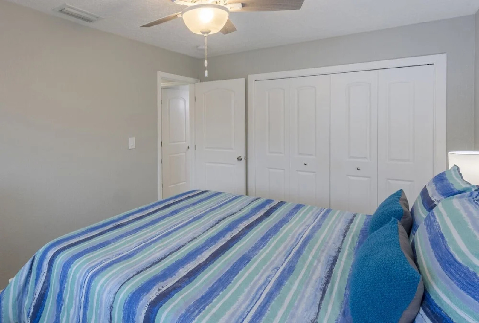 Waterfront & Pool Star5Vacations