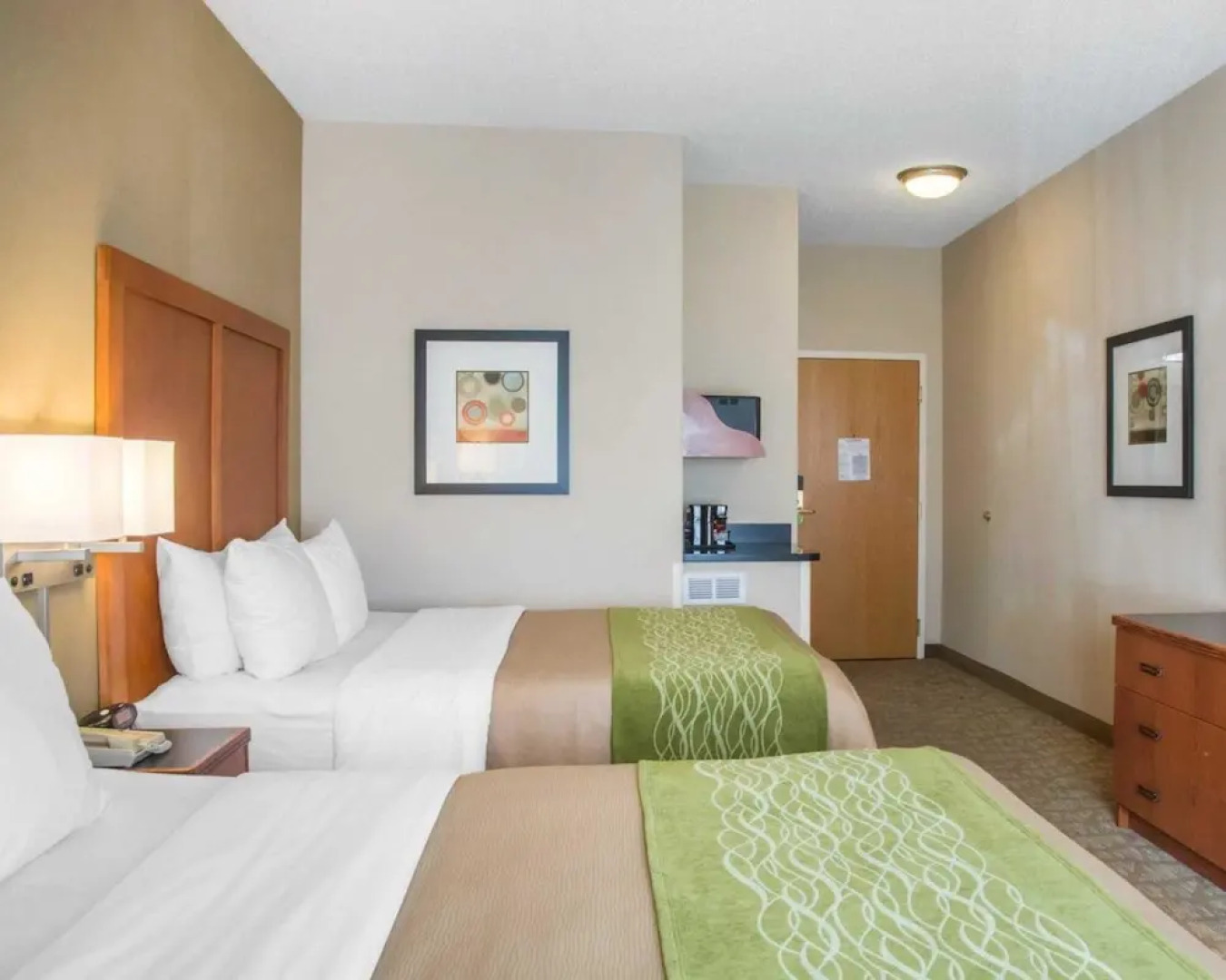 Comfort Inn & Suites
