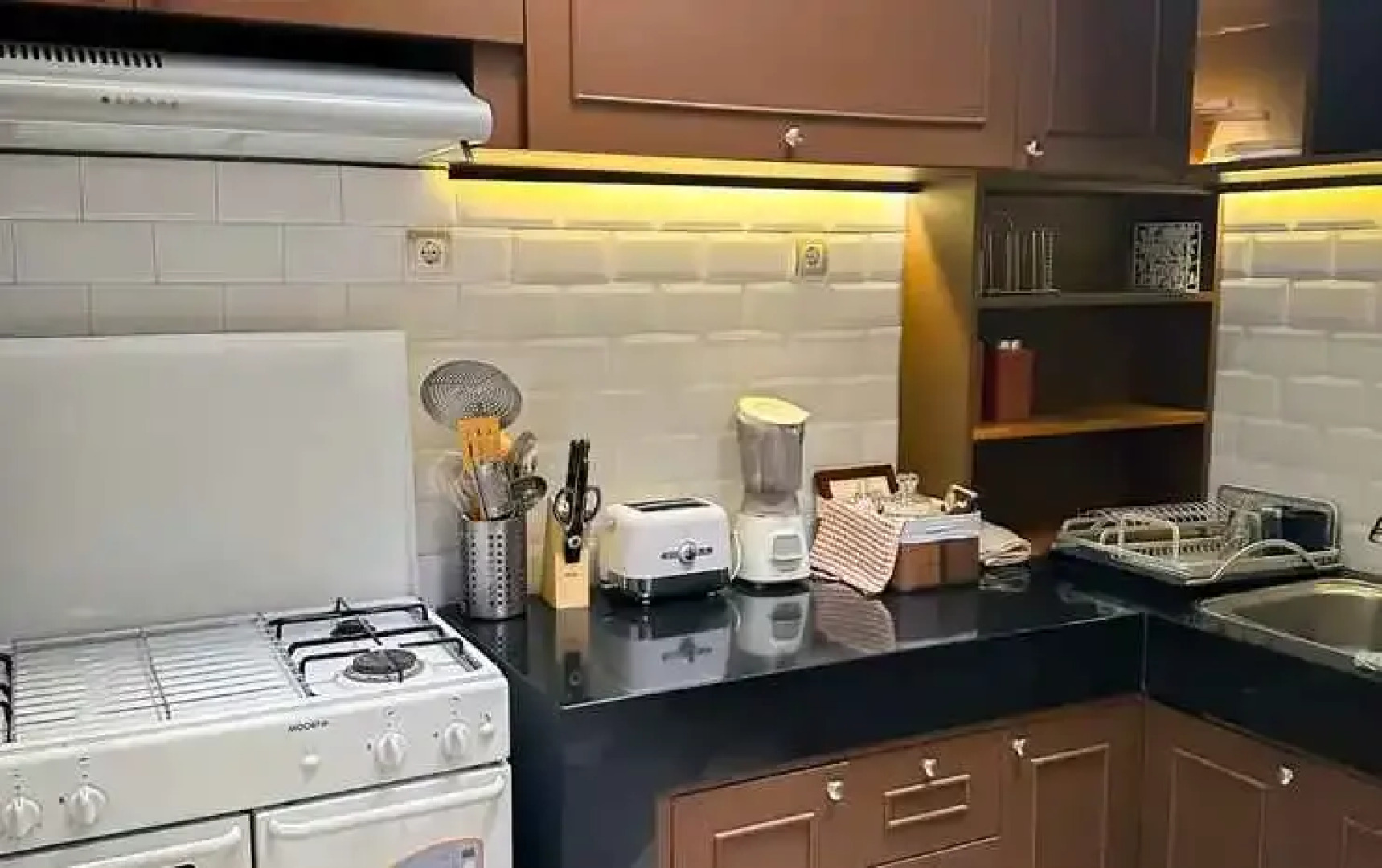 Hening Pool Residence