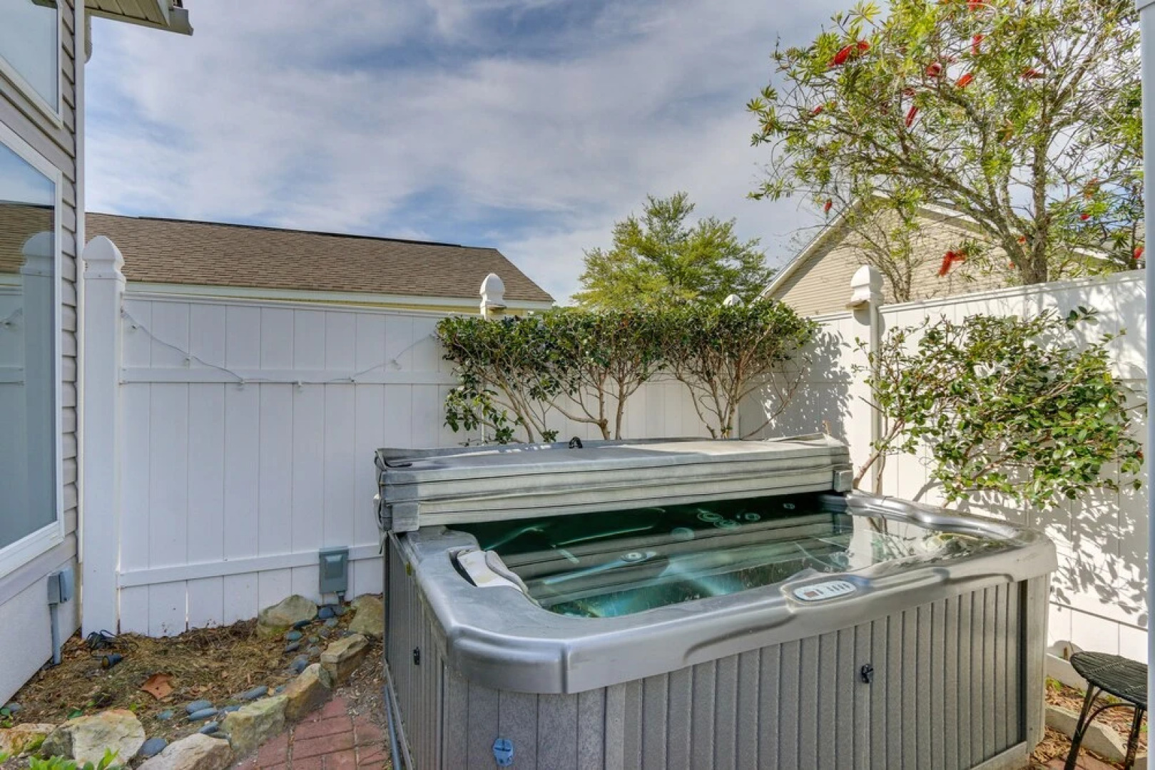 Bluffton Vacation Rental w/ Private Hot Tub