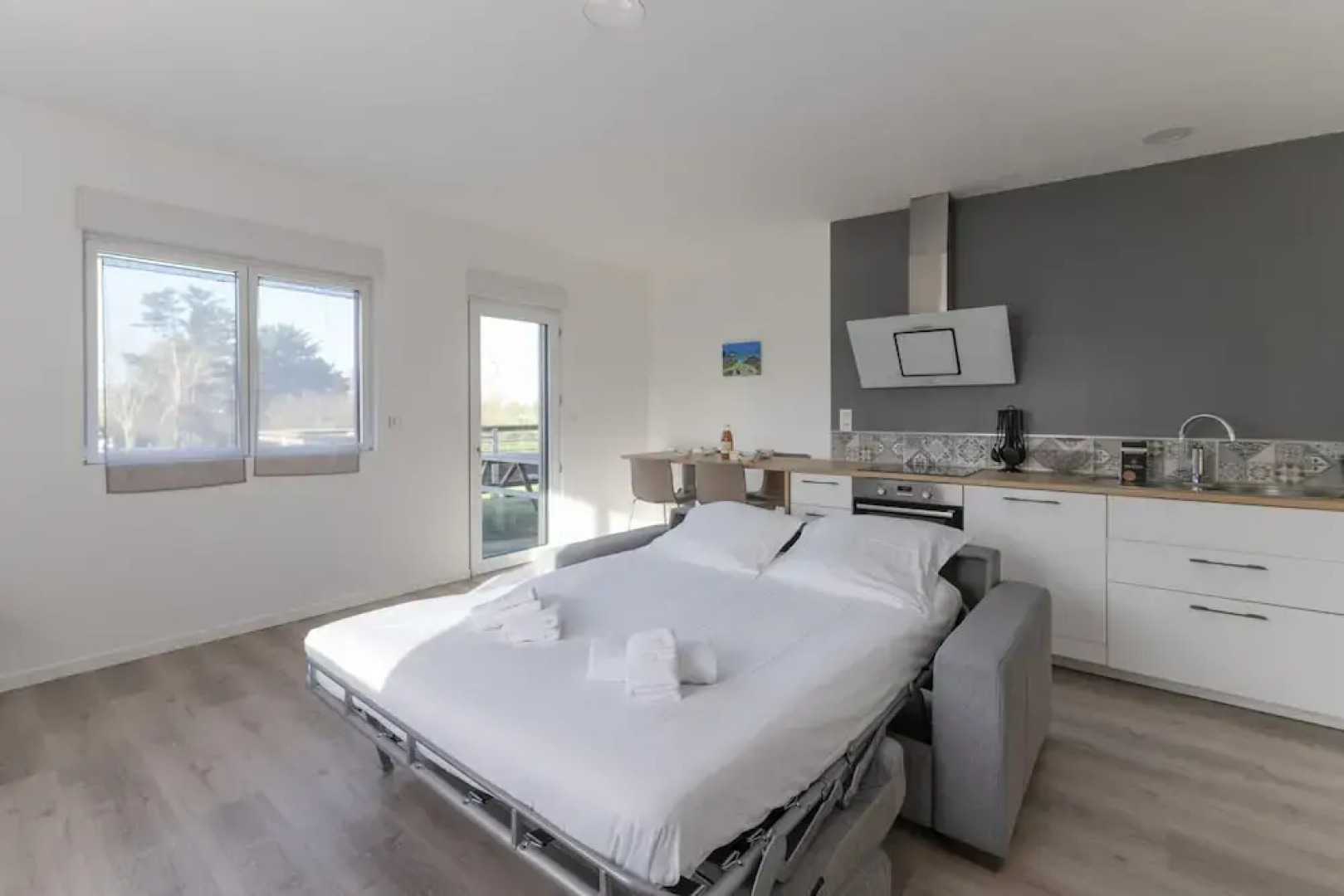 Apartment in Ploudalmezeau Near Treompan Beach